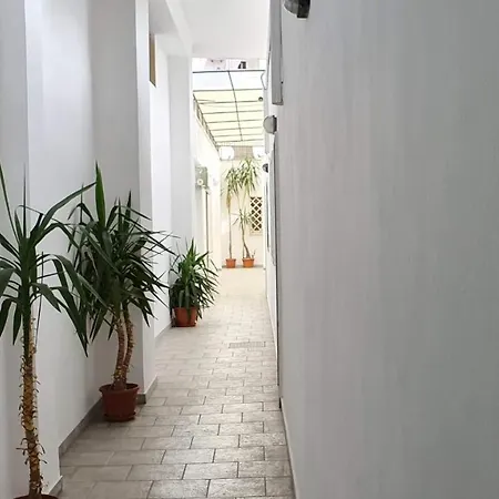 Urban Homy - Centro Apartment Bari